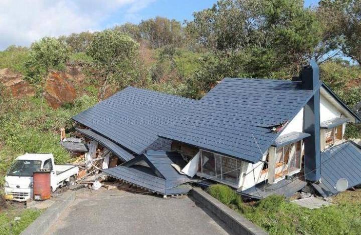 日本强震后余震频发，灾难影响及应对策略