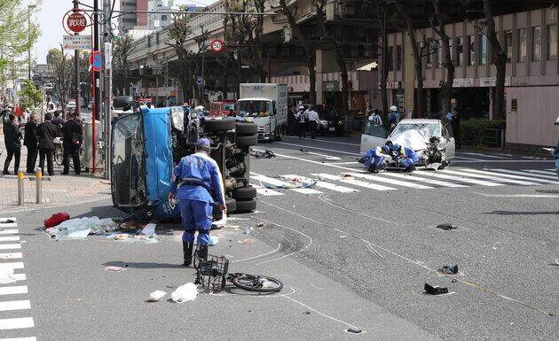 日本发生重大车祸事件，致1人死亡，11人受伤