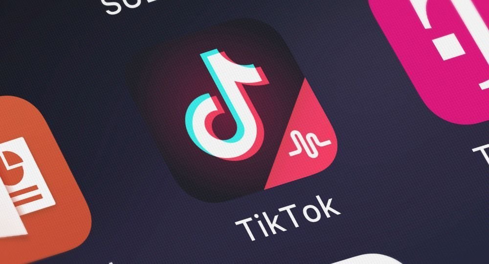 TikTok关停引发美国用户愤怒，紧急热线911被挤爆，社交媒体危机爆发