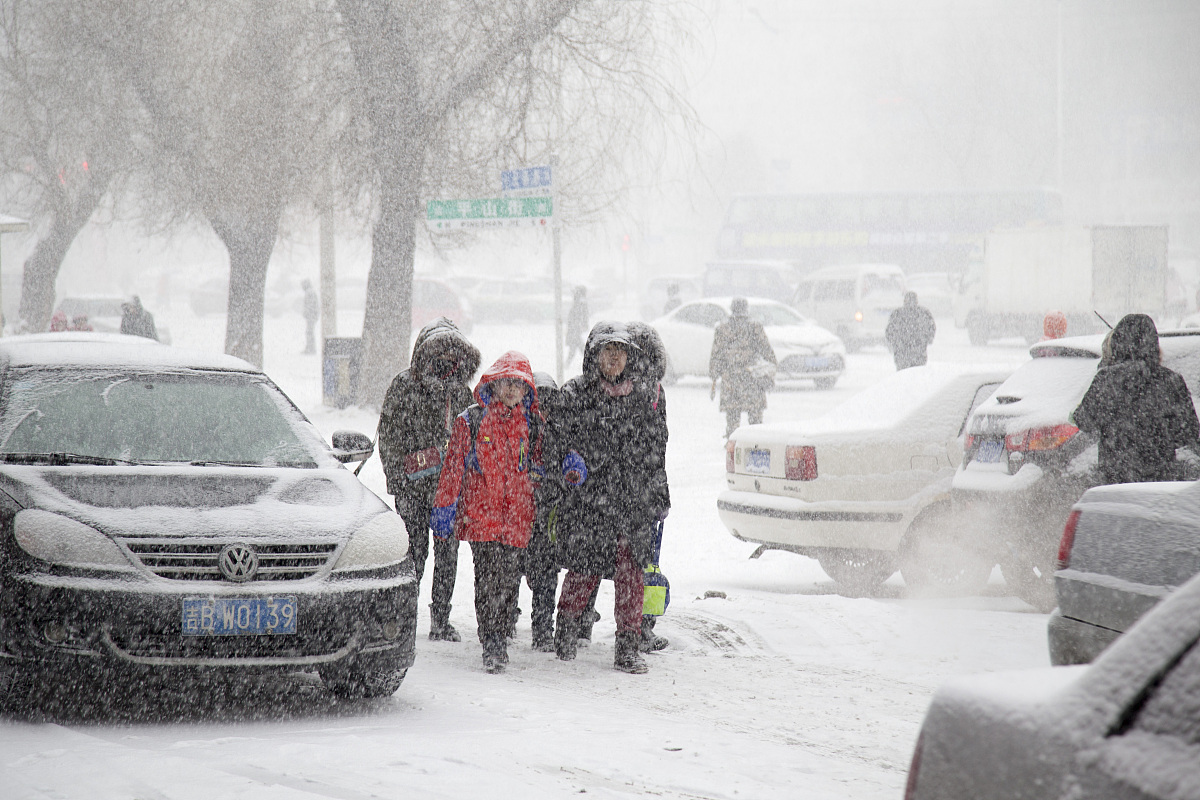 寒潮与暴雪来袭，未来三天春运返乡指南