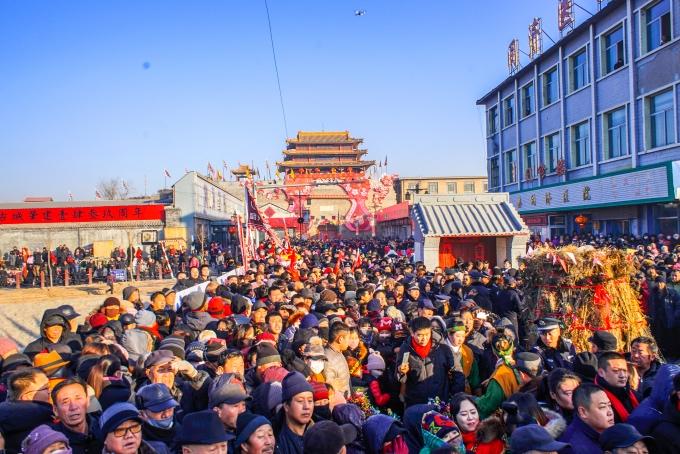 春节旅游热门目的地探寻，中国节日美景尽收眼底