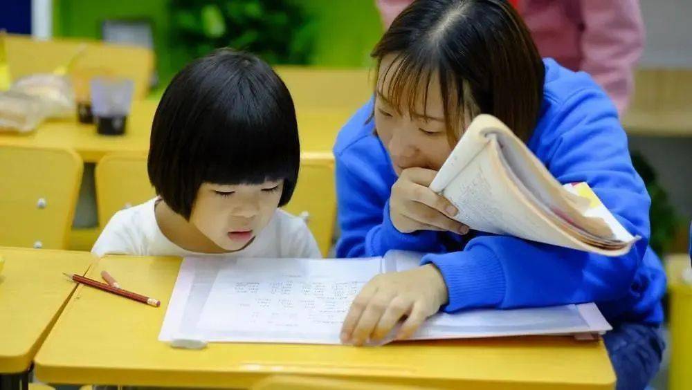 科学实验课，激发幼儿兴趣的魔法课堂